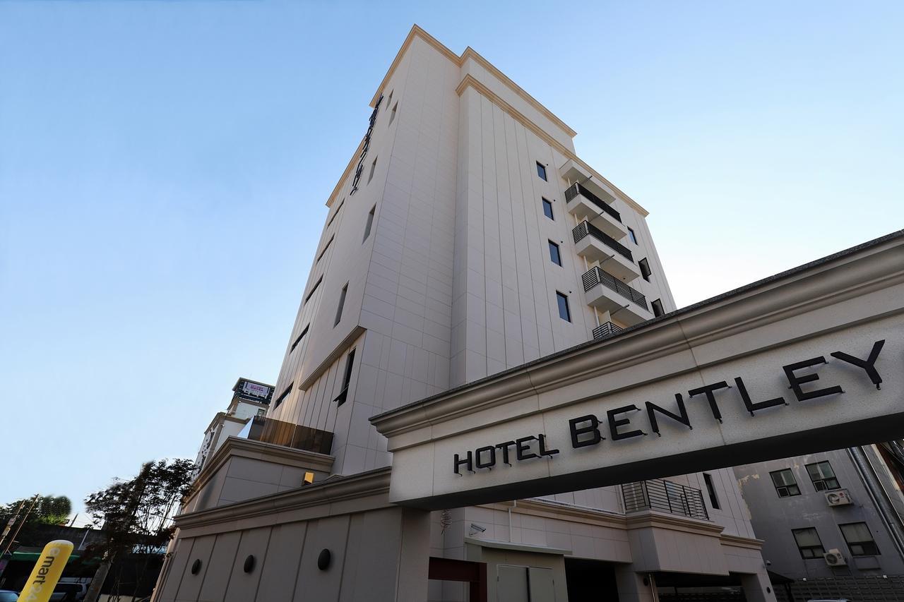 Chuncheon Hotel Bentley Bagian luar foto